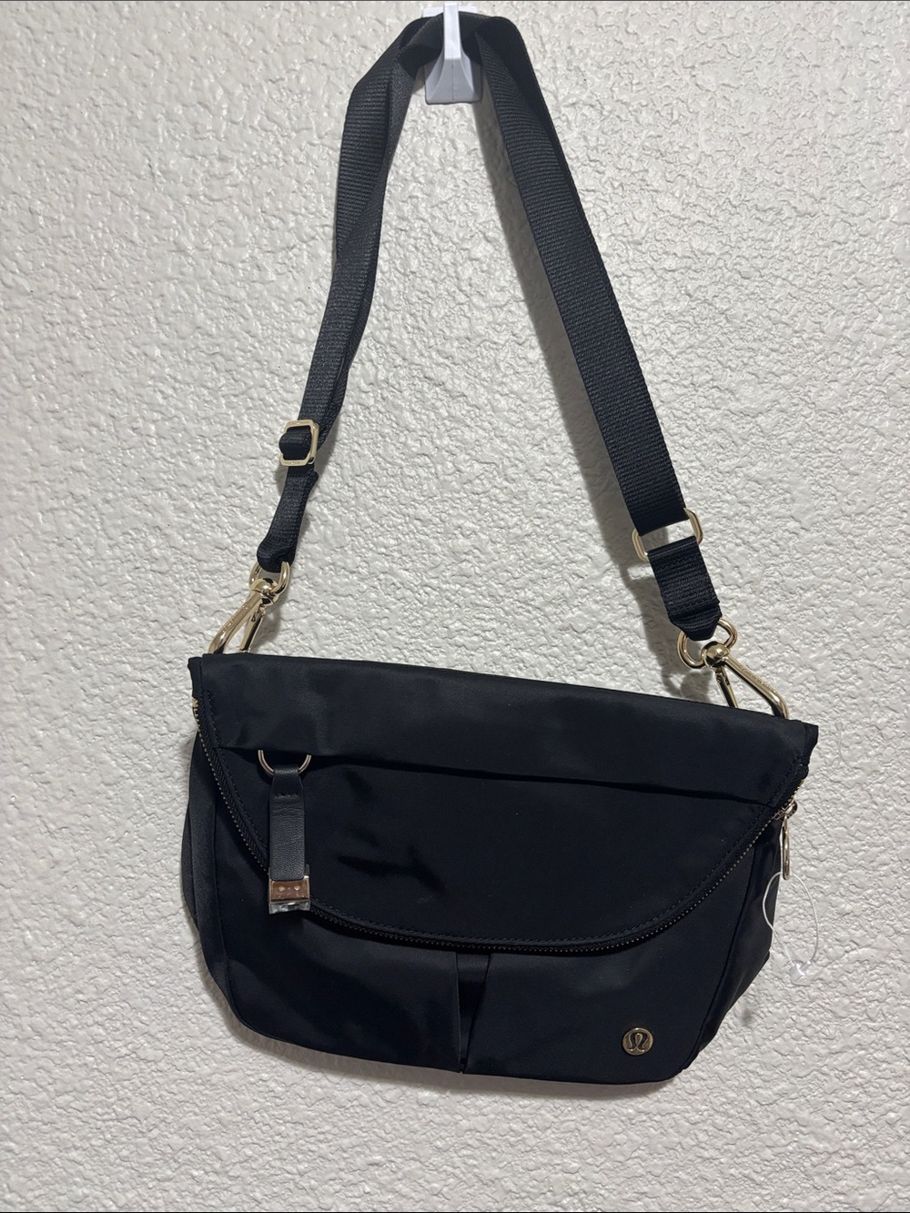 lululemon athletica Black Crossbody Bag with Gold Hardware